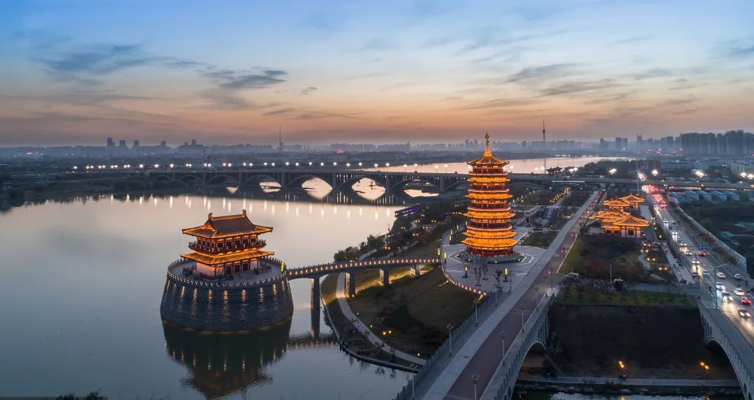 河南小巷中的秘密美食天堂,探访一家独特小店的美食之旅