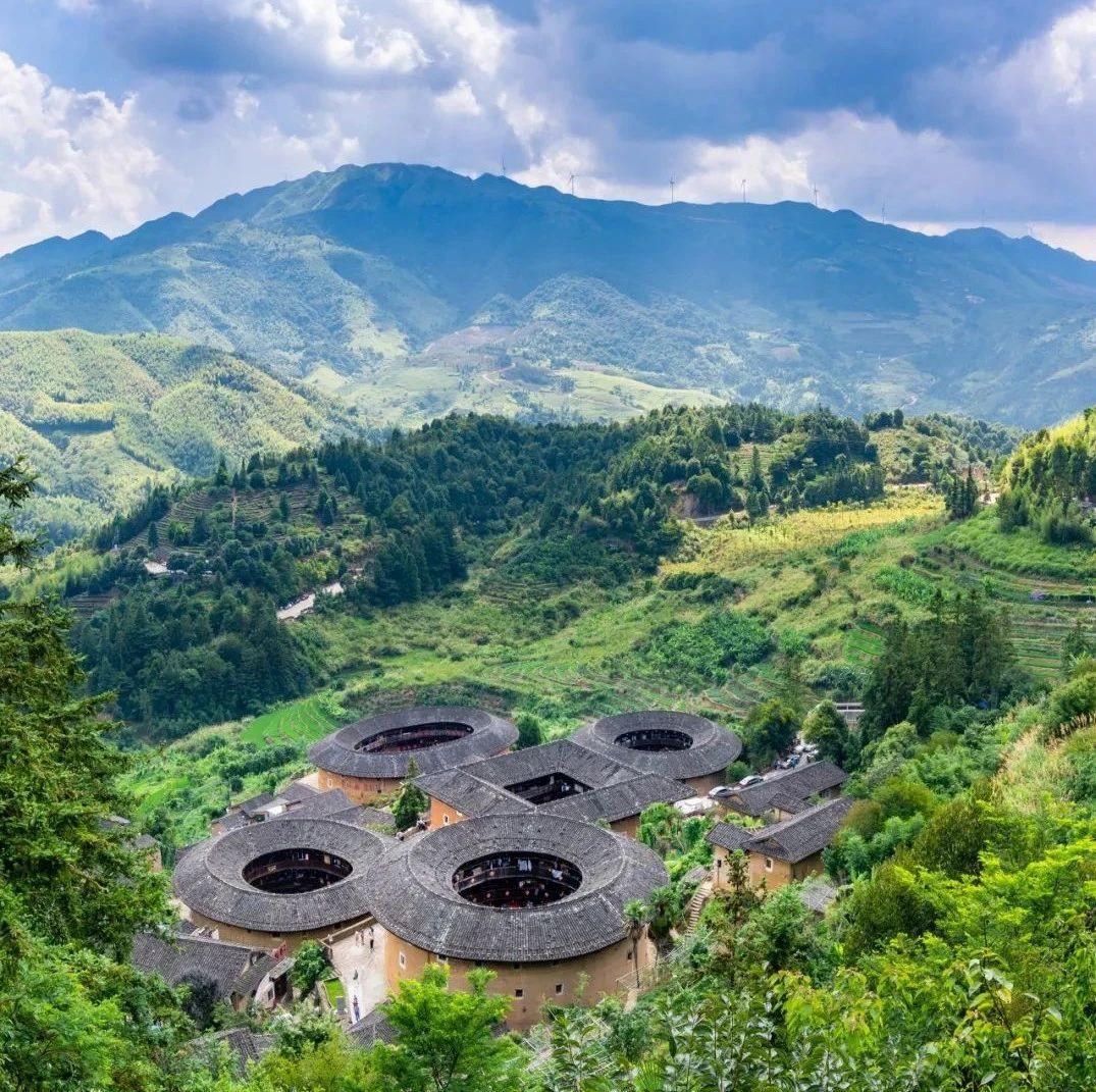 福建，历史与现代交融的东方瑰宝