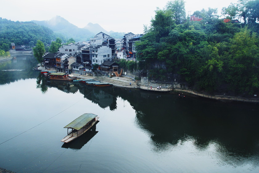 湘韵红绿两相宜,湖南红色之旅与绿色仙境之旅